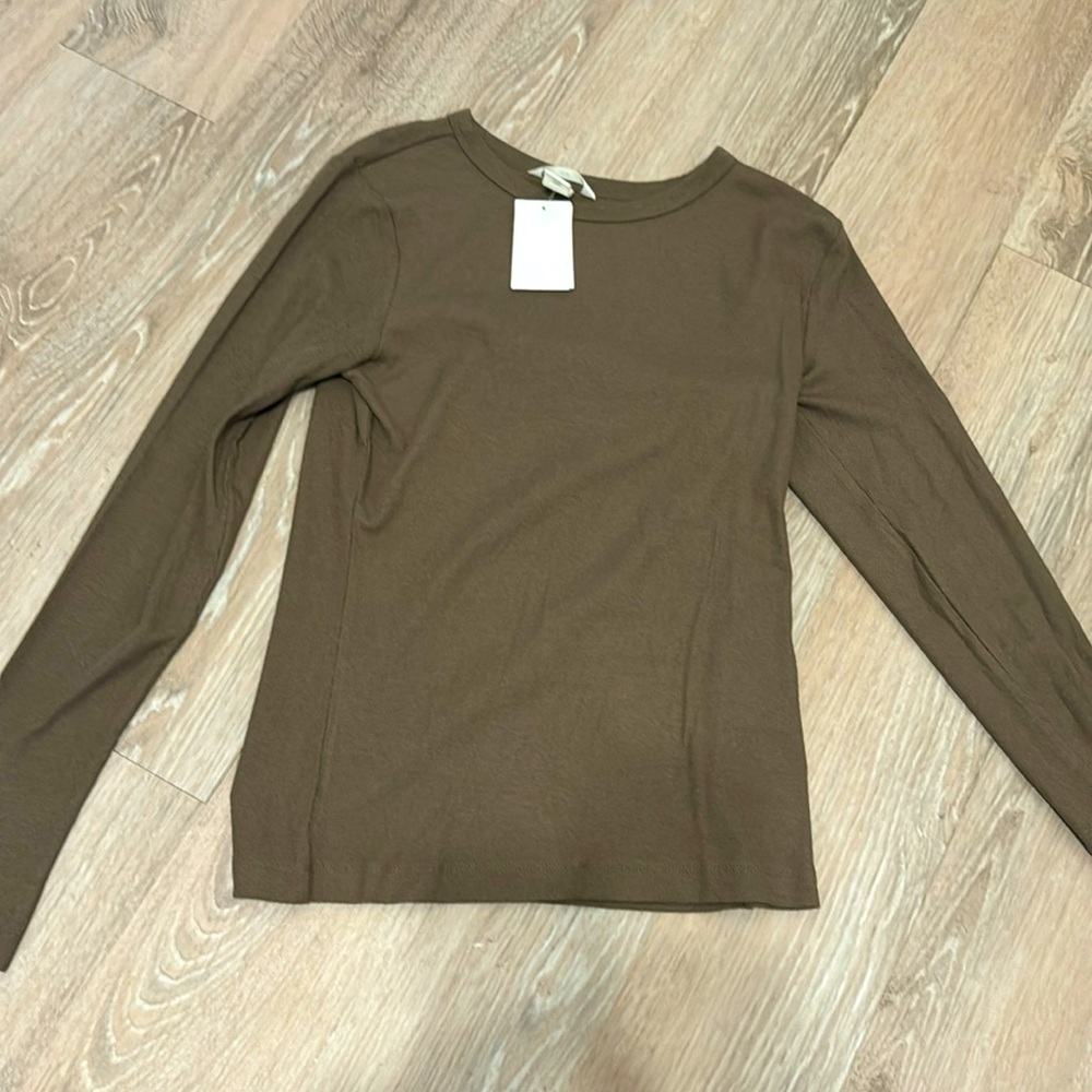 super cute light brown long sleeve